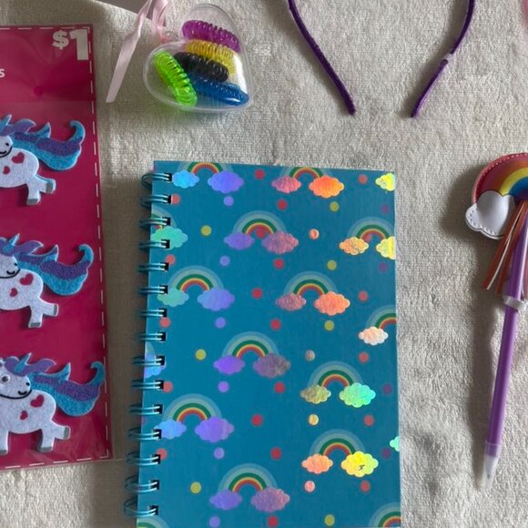 NWT Girls Bundle Notebook Pens Hair Accessories Etc. - Picture 10 of 11